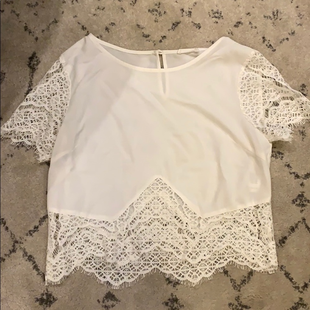 Lush white lace cropped blouse size M